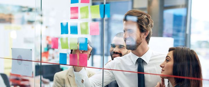 Zeitmanagement für Führungskräfte: Tipps für einen produktiven Arbeitsalltag