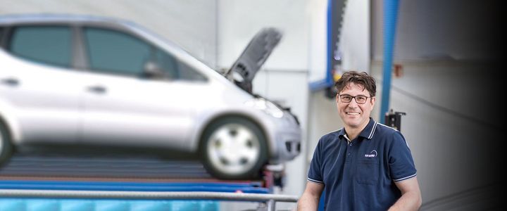 Autohaus und Werkstatt